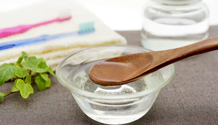 Therapeutic benefits of oil pulling that you don’t know